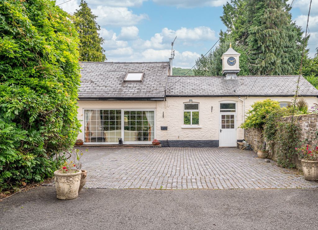 Courtyard and Clocktower- click for photo gallery